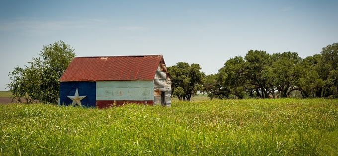 Texas barn in field