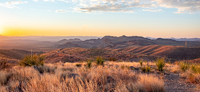 Article-Golden-Sky-at-Sunset-at-Big-Bend-680x315px